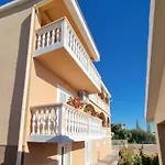 Apartamento With Parking Space Rtina - Miocici, Zadar - 13072 Ražanac