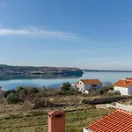 Apartamento With Parking Space Rtina - Miocici, Zadar - 13072