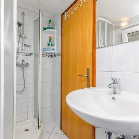 Appartement With Parking Space Rtina - Miocici, Zadar - 13072 *