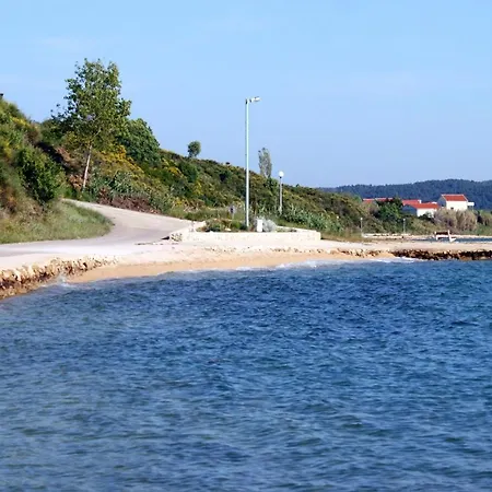 With Parking Space Rtina - Miocici, Zadar - 13072 Ražanac
