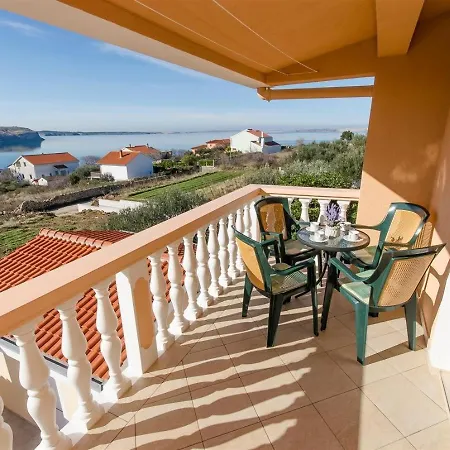 With Parking Space Rtina - Miocici, Zadar - 13072 * Ražanac