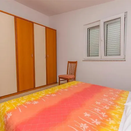 With Parking Space Rtina - Miocici, Zadar - 13072 Апартаменты