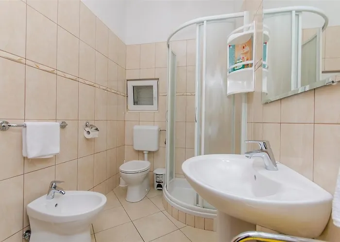 With Parking Space Rtina - Miocici, Zadar - 13072 * Ražanac