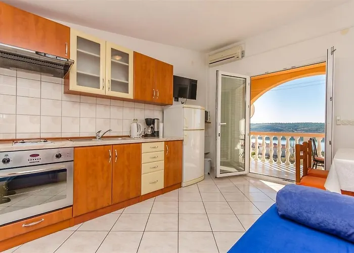 With Parking Space Rtina - Miocici, Zadar - 13072 Apartman Ražanac